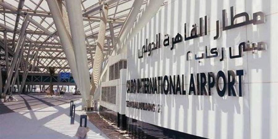 إخلاء سبيل راكبتين عثر بحوزتهما على أدوية مهربة بمطار القاهرة