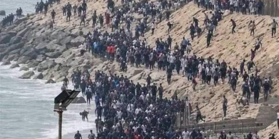 المغرب يكشف الجهة المتورطة في تحريض المواطنين على الهجرة إلى سبتة ومليلية
