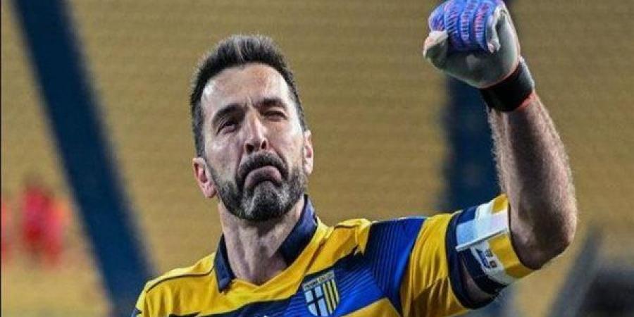 بوفون ينتقد الاتحاد الإيطالي بسبب بيرلو ويتحدث عن فشل صفقة جورديولا