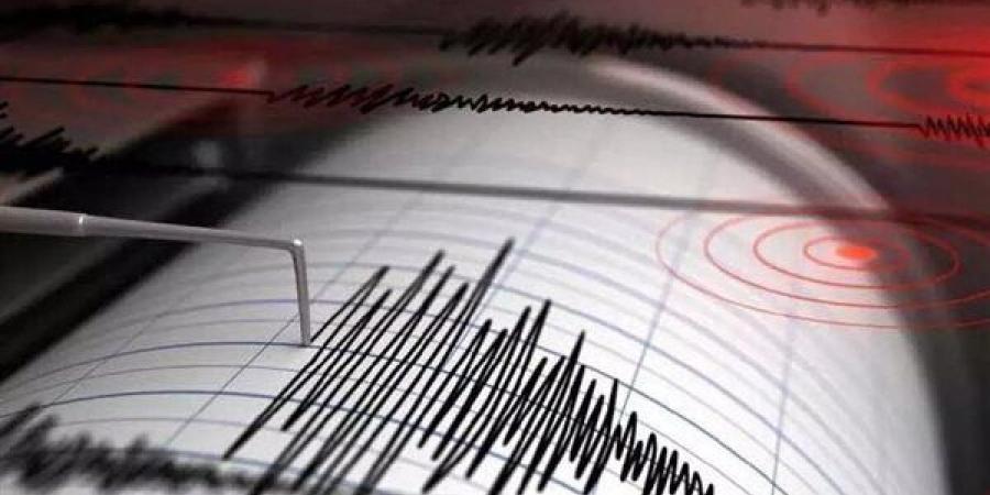 زلزال مصر، حالة من الذعر بين المواطنين عقب شعورهم بهزة أرضية عنيفة