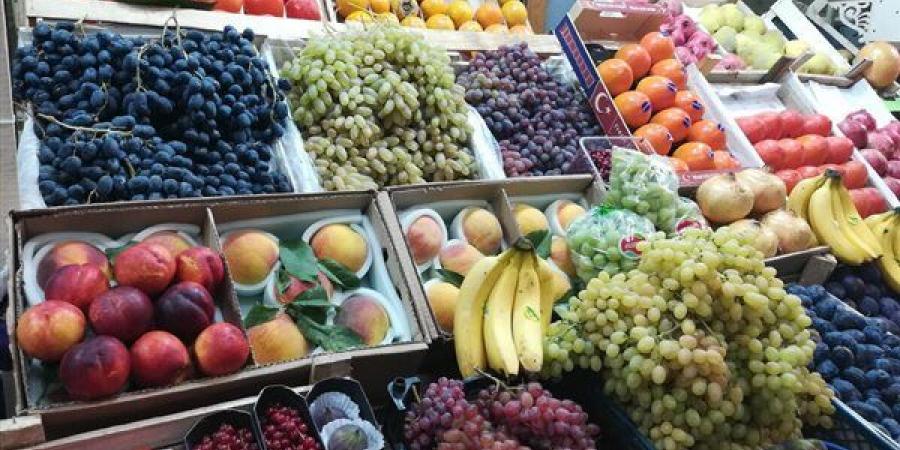 أسعار الفاكهة اليوم، انخفاضات تهز عرش العنب والجوافة وارتفاع الشمام والكانتلوب
