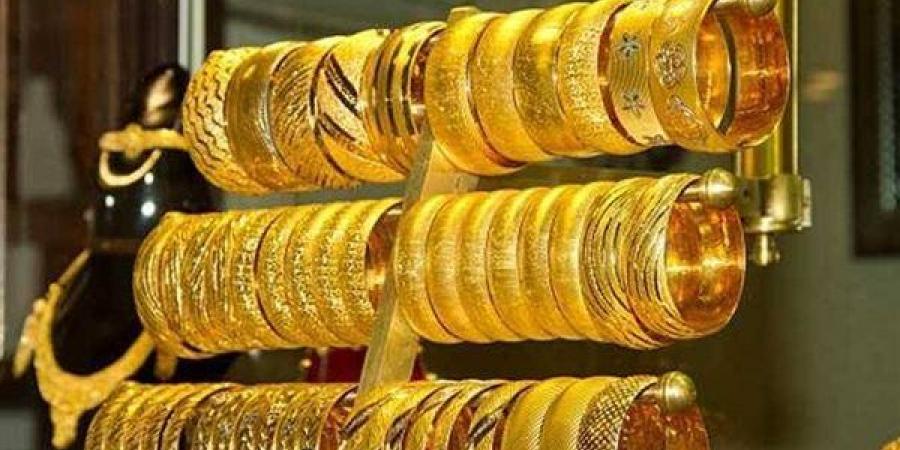 تراجع أسعار الذهب في الإمارات اليوم السبت