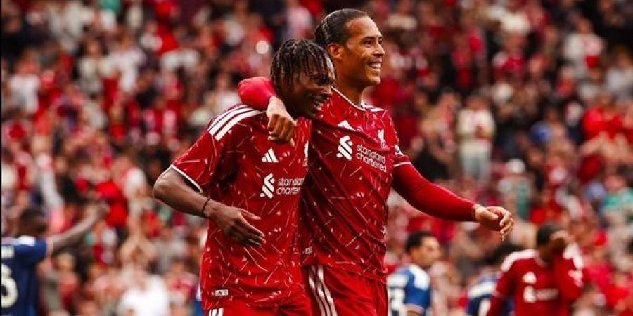 ليفربول يختتم مبارياته الودية بالفوز على كومو 2-0