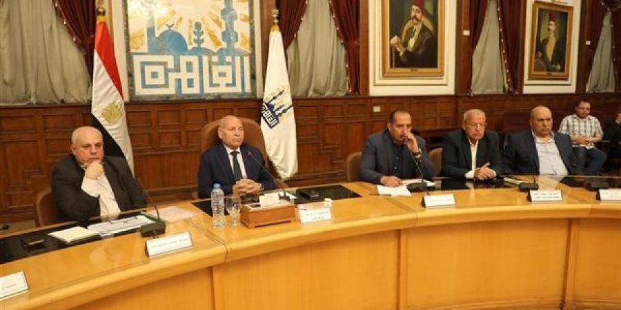محافظ القاهرة يشدد على سرعة التعامل مع المتغيرات المكانية