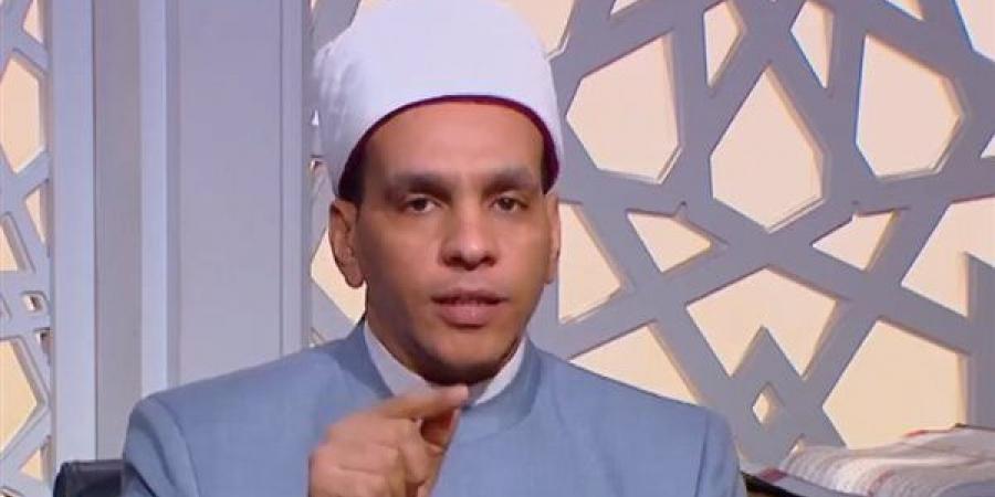 هل يجب الغسل وإعادة الدخول في الإسلام بعد سبّ الدين عند الغضب؟ أمين الفتوى يجيب (فيديو)