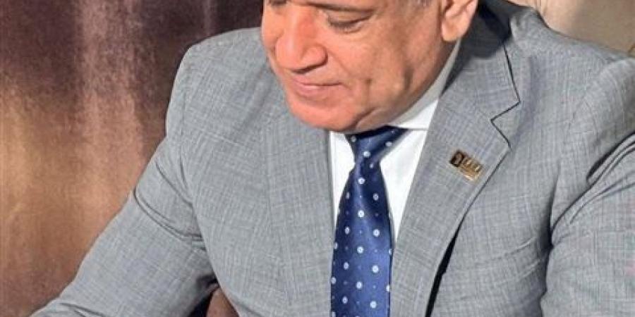 عقد ذهبي.. ومستقبل واعد