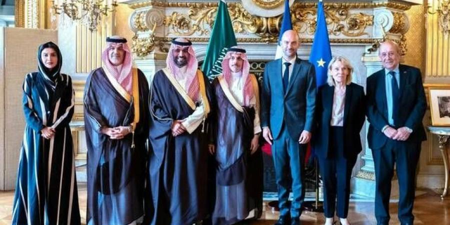 انعقاد اجتماع اللجنة الوزارية السعودية - الفرنسية بشأن العُلا في باريس