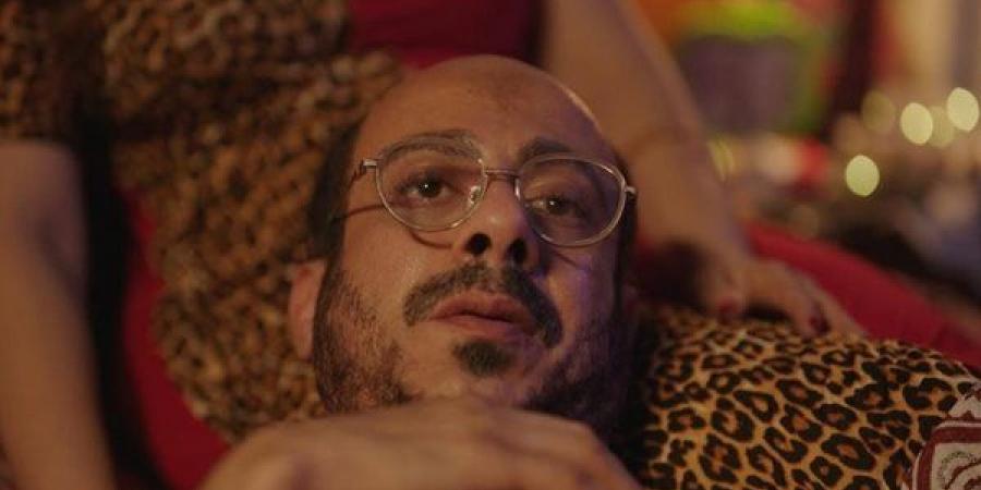 صور جديدة لـ محمد فراج من كواليس مسلسل "لعبة جهنم"