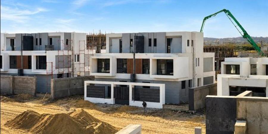 أحدث الوحدات داخل القاهرة الجديدة 2026، وقوة كمبوند الباتيو تاون سايد الاستثمارية