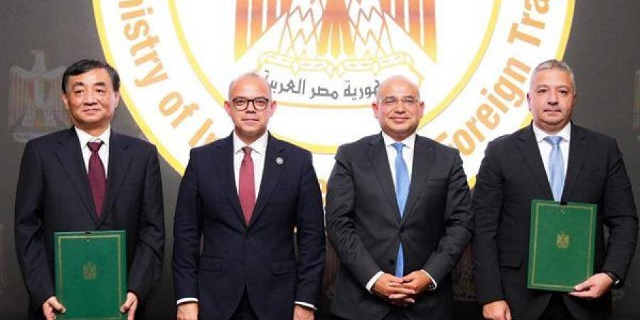 500 مليون دولار استثمارات صينية مرتقبة في صناعة الإطارات بالمنطقة الاقتصادية لقناة السويس