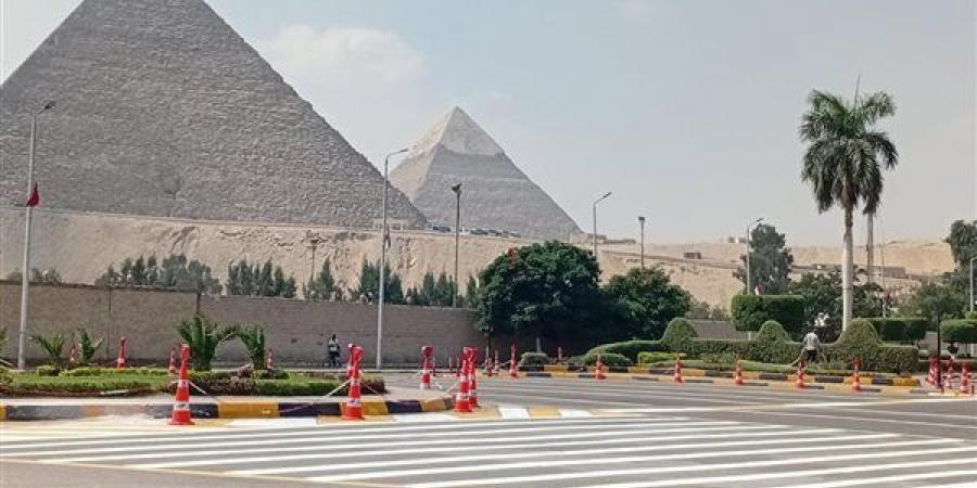 الجيزة تتجمل لاستقبال الرئيس الصيني بالمتحف الكبير والأهرامات (صور)