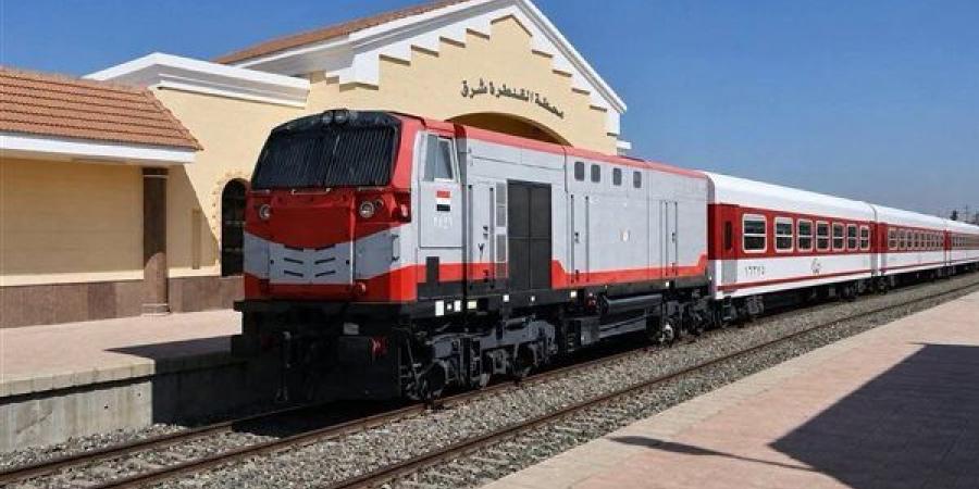 تخفيض سرعات القطارات بسبب ارتفاع درجات الحرارة، السكك الحديدية تعلن متوسط التأخيرات اليوم
