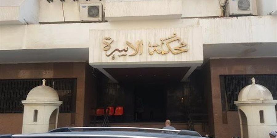 "إنتي مش من أهلي"، صفاء تنجو من زوجها بالطلاق للضرر وتعود لمحكمة الأسرة للمطالبة بالنفقة