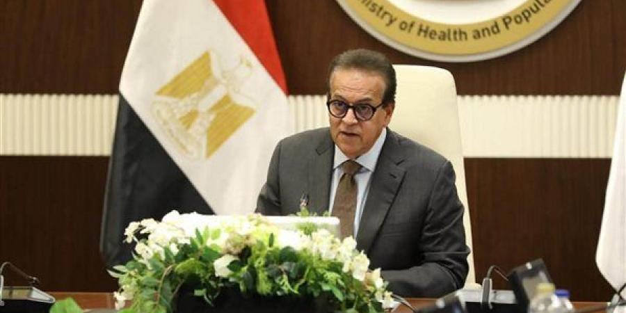 وزير الصحة يوجه بتحويل شكاوى المرضى ومقترحاتهم إلى قرارات لتحسين الخدمة