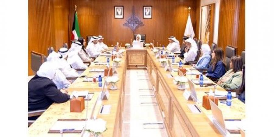وزيرة «التنمية والاستدامة» ومدير «التطبيقي» يبحثان الشراكة الإستراتيجية لترسيخ الاستدامة المؤسسية