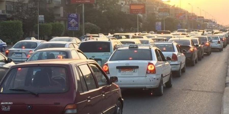 حالة المرور اليوم، كثافات متحركة على بعض المحاور بالقاهرة والجيزة والقليوبية