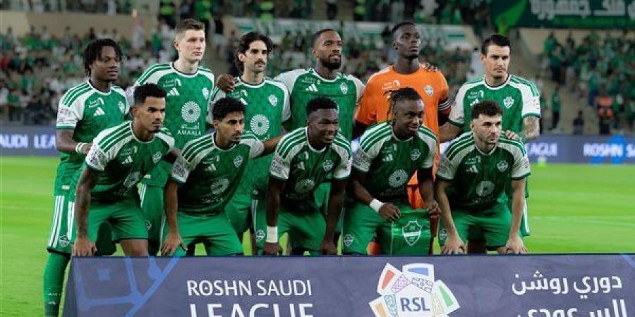 أزمة تضرب الأهلي السعودي، رحيل المدير الرياضي بعد 24 يوما بسبب خلاف حول المدرب