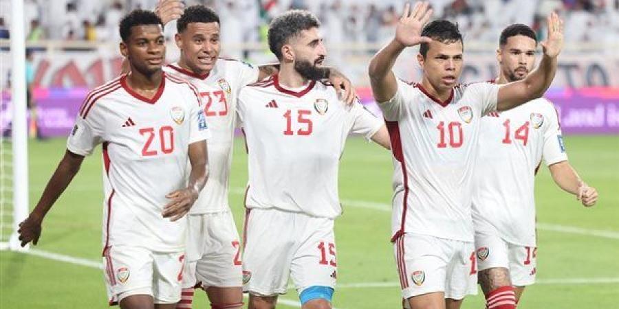 الإمارات تقسو على البحرين بثلاثية وتتأهل إلى نصف نهائي خليجي 27