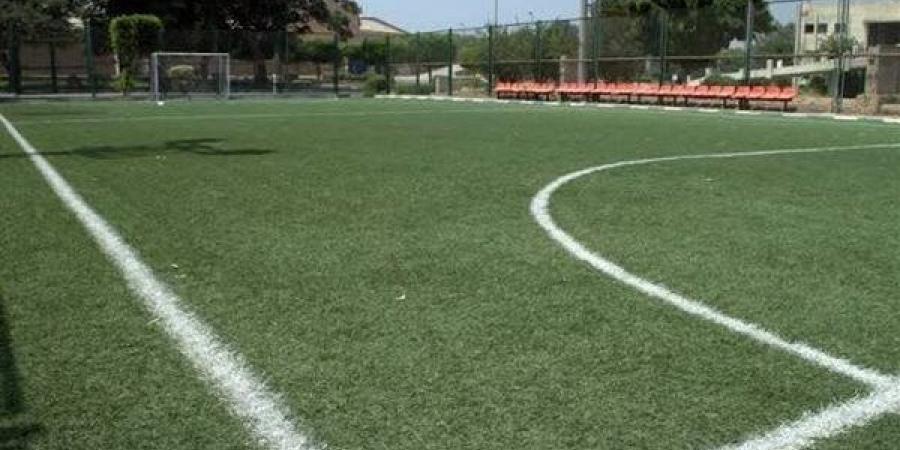 بعدما رفض صلاح خوض مباراة جنوب السودان، شروط قانونية ملاعب النجيل الصناعي ولماذا يخشاها النجوم؟