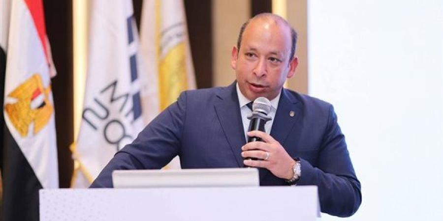 عميد قصر العيني: نعمل على إعداد كوادر متخصصة لإدارة الأزمات والكوارث