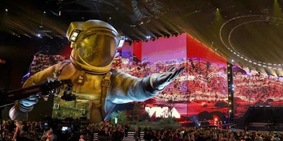 مادونا تتألق وتايلور سويفت تكرم دوللي بارتون، 7 لحظات مؤثرة في حفل MTV VMAs 2026