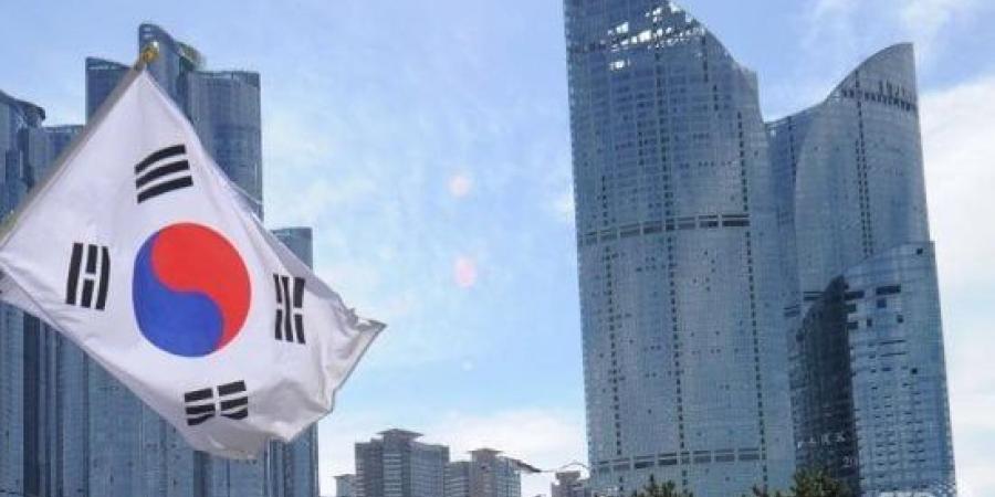 سول تستدعى القائم بالأعمال الأوكراني عقب إفصاح عن نقل أسيرين شماليين