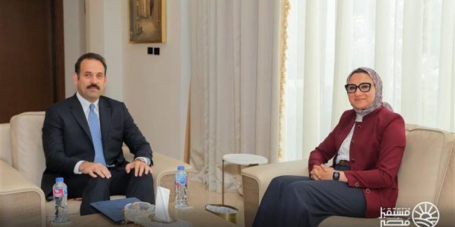 رئيس جهاز مستقبل مصر ومحافظ الوادي الجديد يبحثان التعاون بالملفات التنموية والاستثمارية