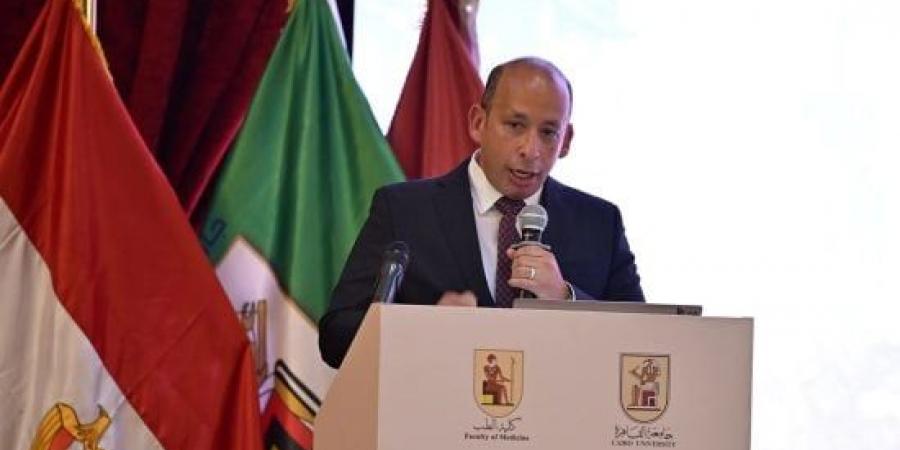 عميد طب قصر العينى: إعداد دبلومة متخصصة فى مجال طب الطوارئ والكوارث