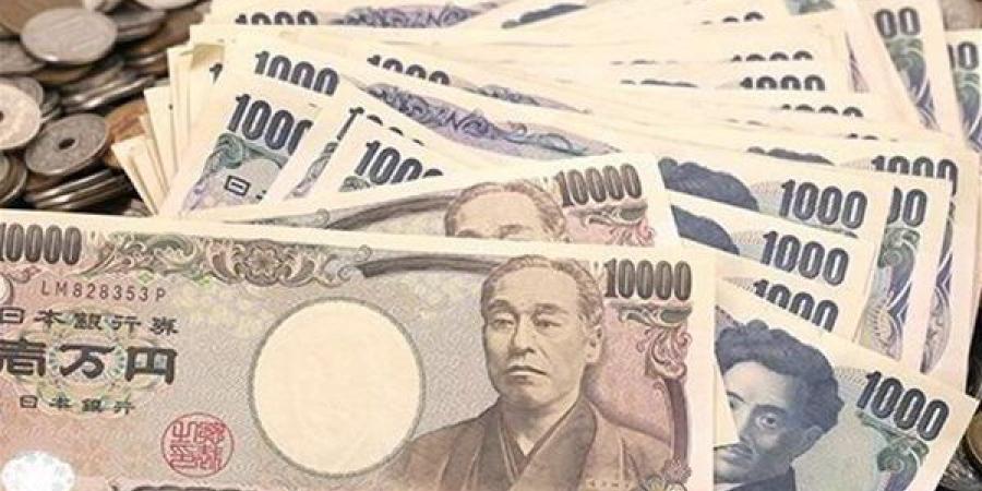 سعر الين الياباني مقابل الجنيه في البنوك المصرية مساء اليوم الإثنين