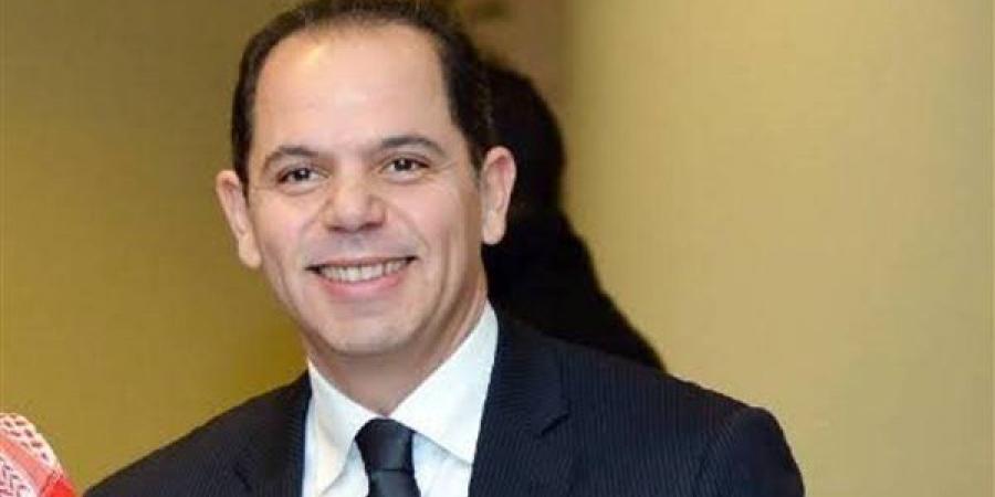 بعد الإعلان عن فيلمه الجديد "ميعاد عشا"، محطات في مشوار رامي إمام مع الكوميديا
