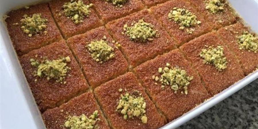 طريقة عمل الهريسة المصرية في المنزل زي الجاهزة