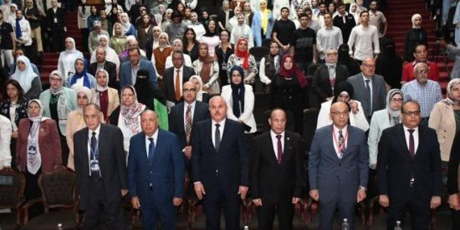 رئيس جامعة قناة السويس: تطوير مستشفيات الجامعة وإنشاء مبانٍ جديدة