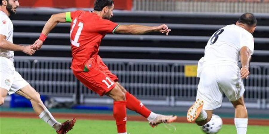 الدباغ يقود منتخب فلسطين للفوز على طاجيكستان برباعية