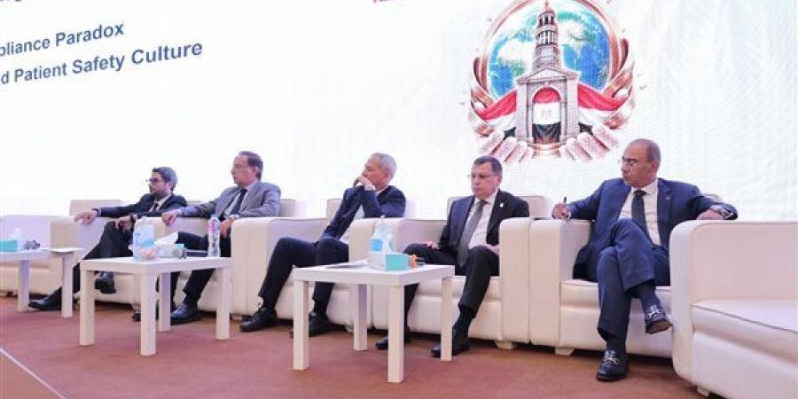 بمشاركة محافظ الجيزة، قصر العيني يناقش سياسات طب الكوارث