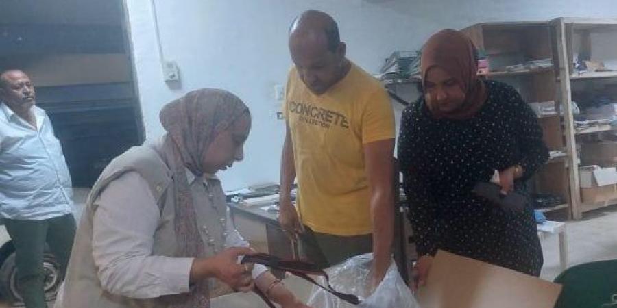 وكيل صحة الإسماعيلية تتفقد مخازن المديرية وتتابع توافر المستلزمات الطبية