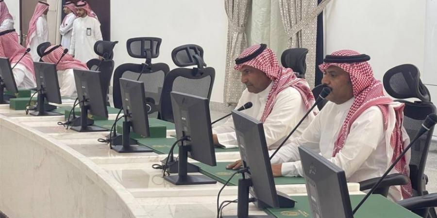 "بيئة مكة" تقدم محاضرة توعوية في بحرة عن أشجار "المسكيت"