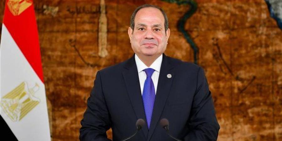 السيسي يطالب وعاظ الأوقاف والقساوسة بنشر الوعي لدى المواطنين حول خطورة هدم الدولة