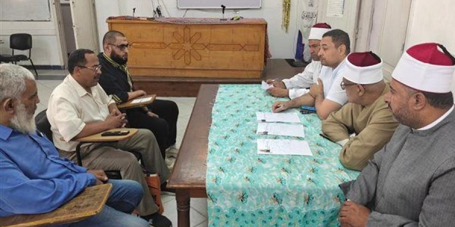 مدير أوقاف الإسكندرية يتابع اختبارات القبول بالمركز الثقافي الإسلامي بمحرم بك