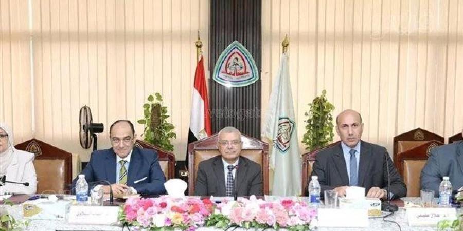 جامعة الزقازيق: صرف 3 آلاف جنيه حافز إثابة وتعاون أكاديمي مع اليابان ورومانيا