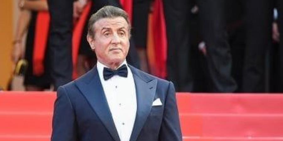 سيلفستر ستالون يكشف أسرارًا من طفولته الصعبة وكواليس صناعة شخصيتى روكى