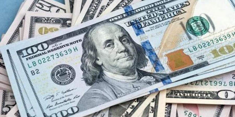 سعر الدولار ينهى تعاملات اليوم الثلاثاء على ارتفاع طفيف فى كافة البنوك
