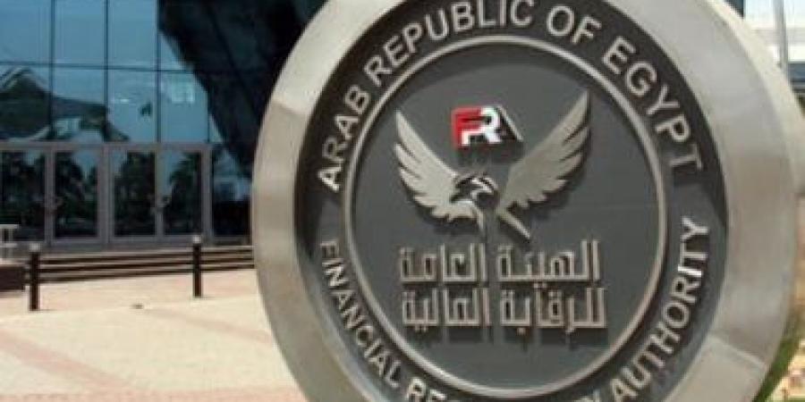 من الموبايل إلى اشتراك النادي.. القائمة الكاملة لما اشتراه المصريون بـ37.2 مليار جنيه