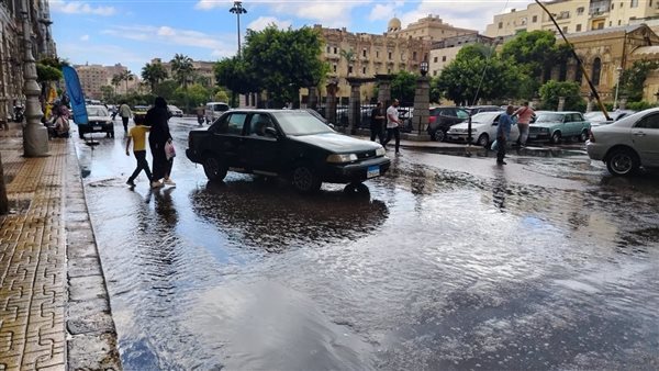 الطقس الآن.. سقوط أمطار متوسطة على مناطق متفرقة فى الإسكندرية