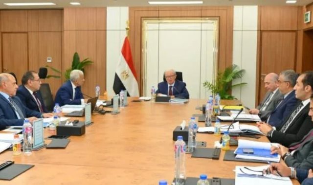 برئاسة نائب رئيس الوزراء..عمومية القابضة للغزل والنسيج تعتمد الموازنة التقديرية للعام المالى 2026/2027