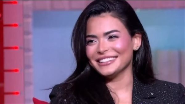 أسماء جلال تبدأ تصوير مسلسل "ميس هناء" نوفمبر المقبل