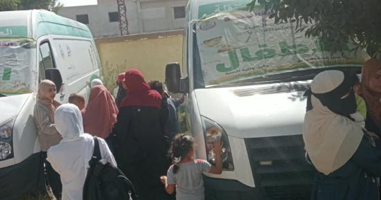 الكشف على 1508 مواطنين خلال يومي القافلة الطبية بقرية الشهيد خيري بالقنطرة غرب