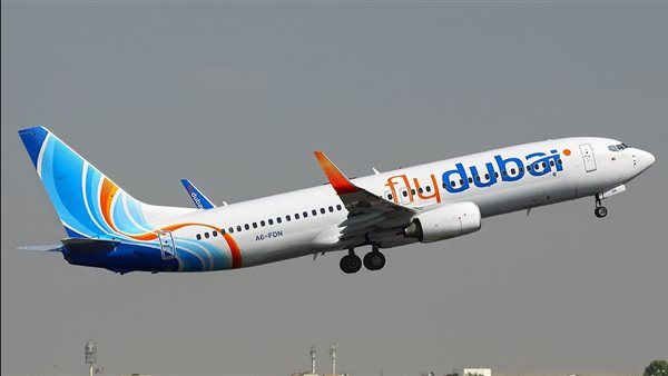 صراخ وفزع شديد بين الركاب، اللقطات الأولى للحادث الغريب لطائرة دبي المتجهة لتل أبيب (فيديو)