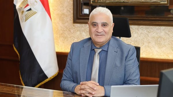 رئيس التأمينات يكشف حقيقة سرقة أموال الهيئة في عهد مبارك ودور يوسف بطرس غالي (فيديو)