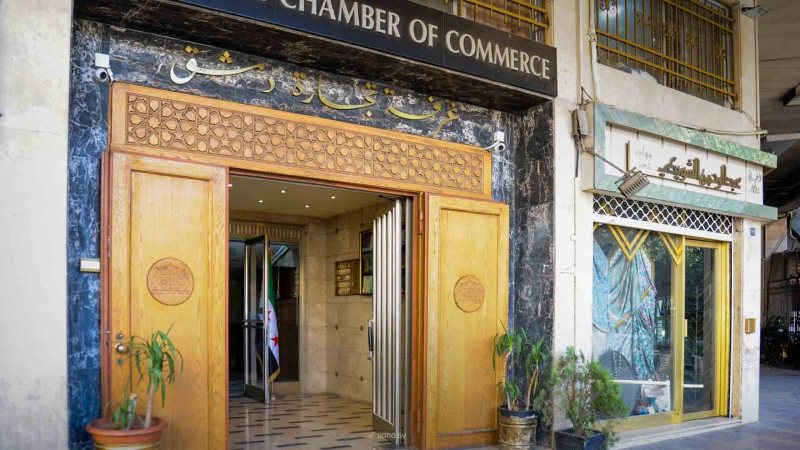 من النفط إلى الزيتون.. كيف تبدلت خريطة التجارة السورية؟