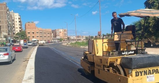 محافظة الإسكندرية تواصل رصف ورفع كفاءة 14 شارعا وموقعا بمختلف الأحياء